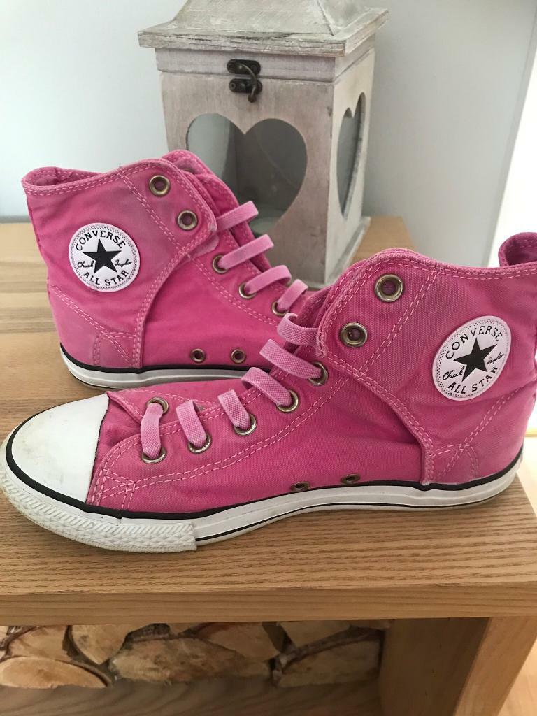 ladies pink converse size 5